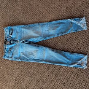 1822 Denim Medium Blue Jeans With Frayed Hem Sz 6